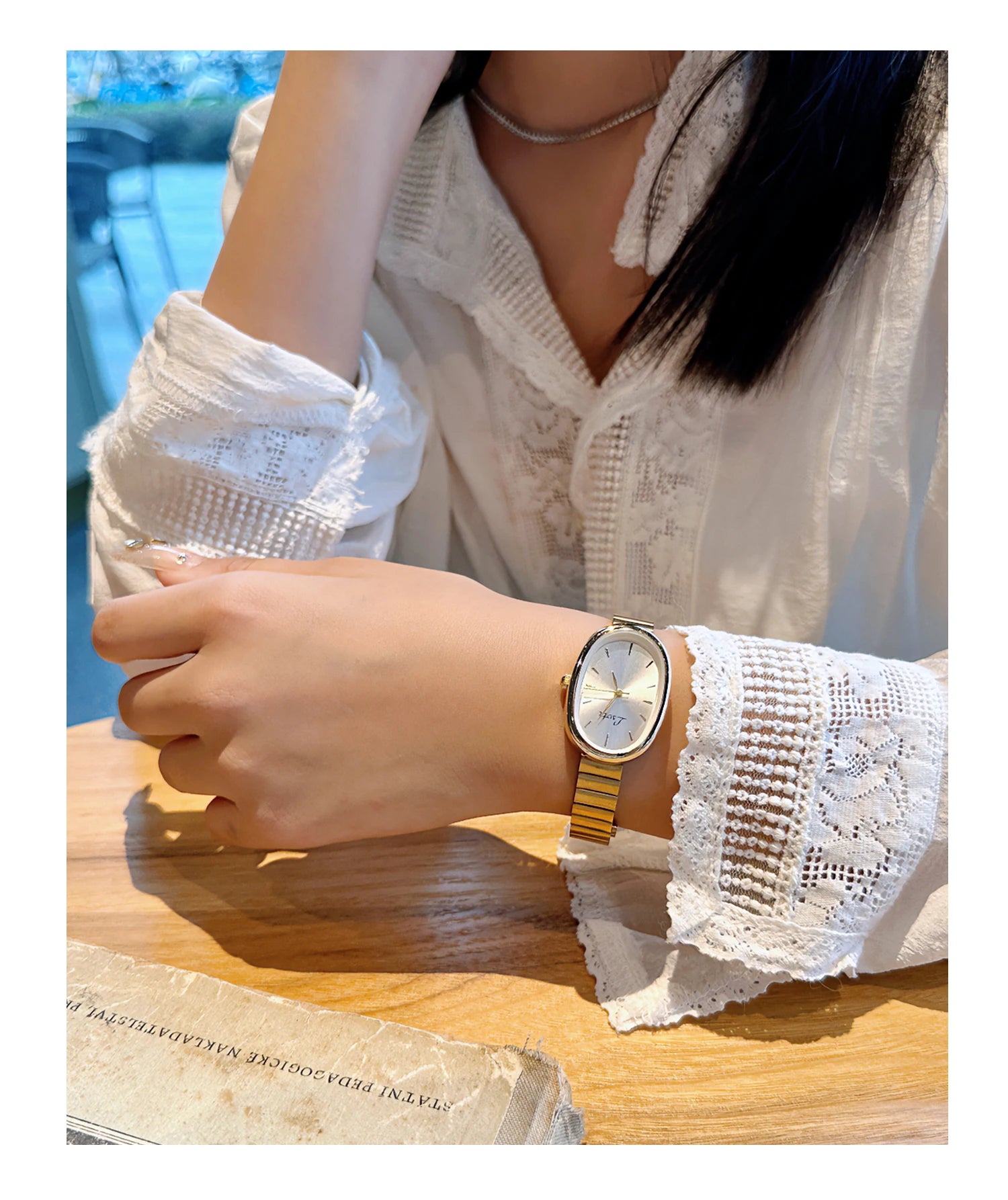 Women’s Gold Bracelet Quartz Watch
