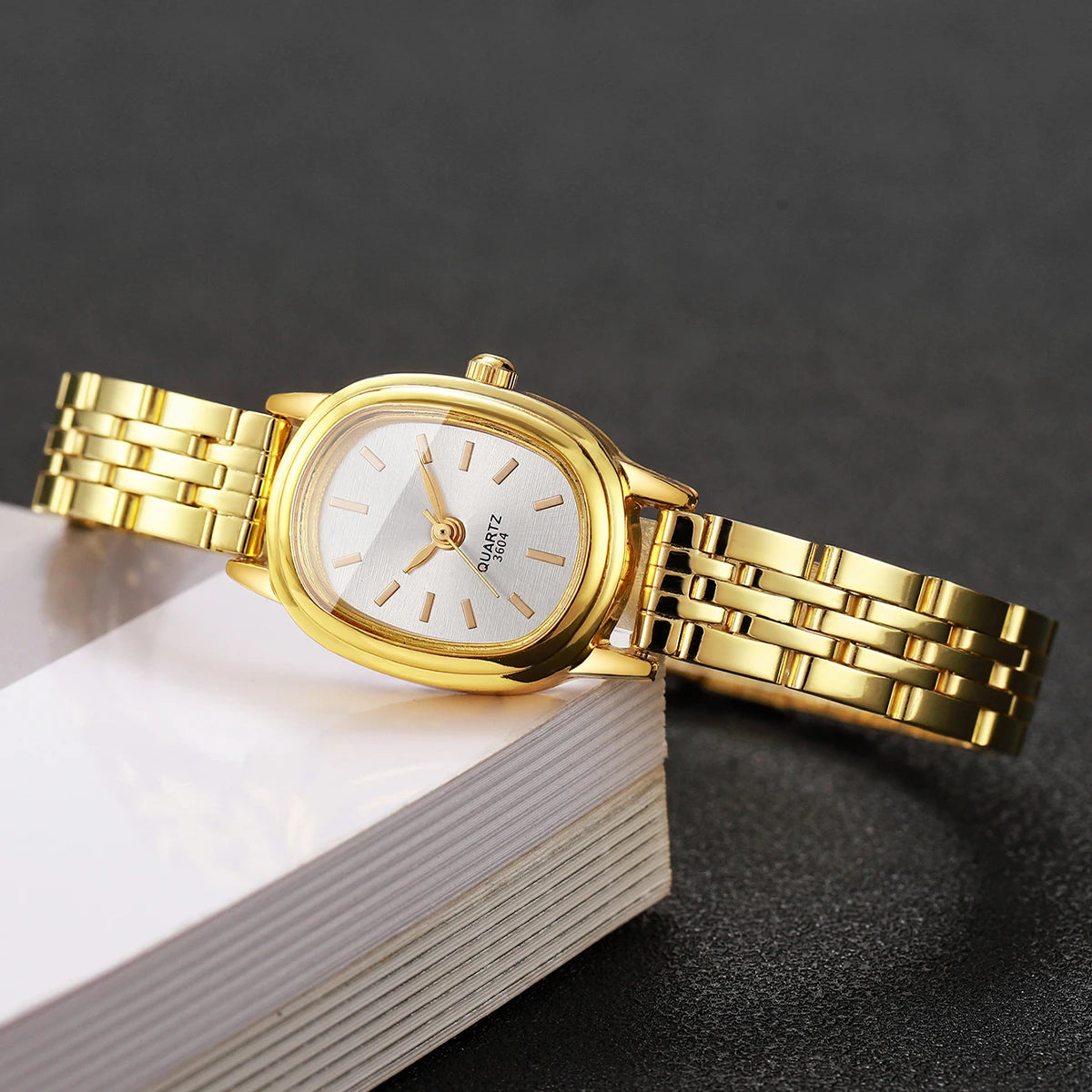 Women’s Oval Dial Quartz Watch