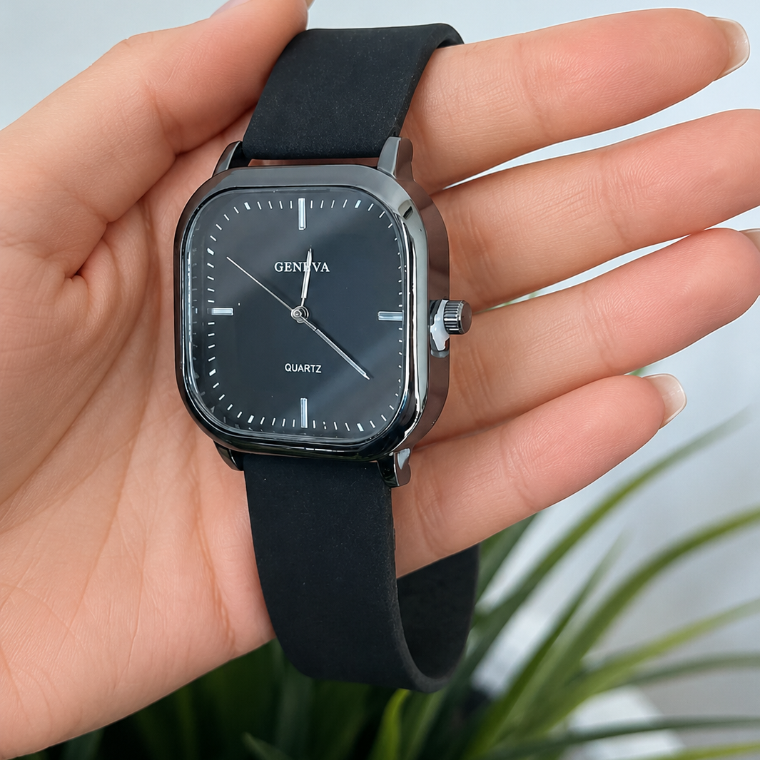 Minimalist Square Quartz Leather Strap Men’s Fashion Wrist Watch